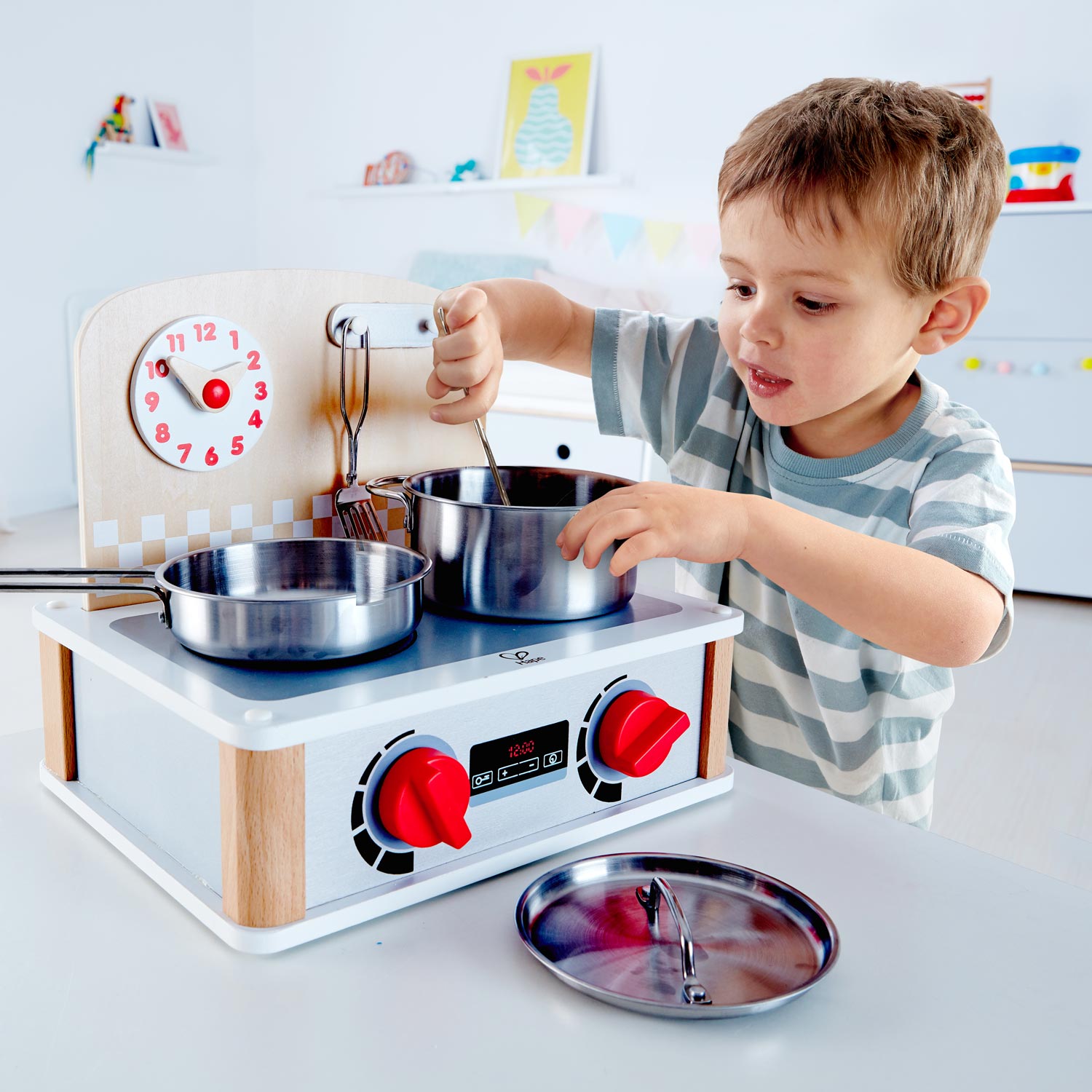 Cocinilla de madera